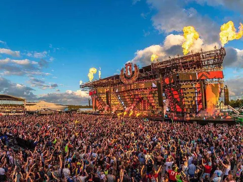 The biggest festival in the world discount